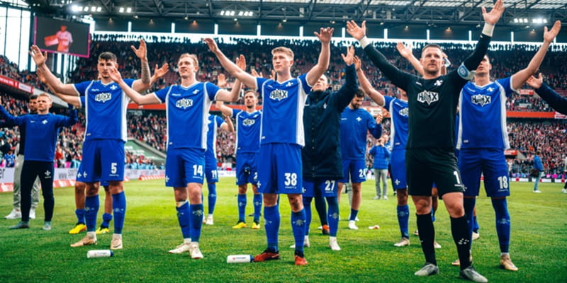 Darmstadt đã chính thức phải xuống chơi tại Bundesliga 2 từ mùa giải năm sau